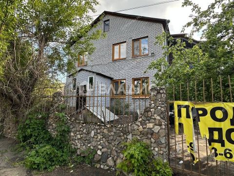 dom-poselok-volodarskogo-ul-zelenodolskaya-d-57 фото