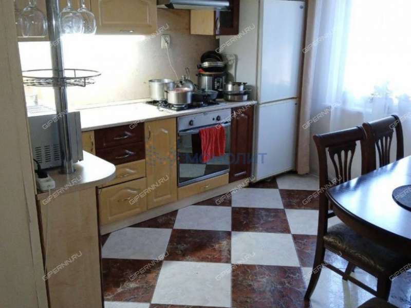 трёхкомнатная квартира на проспекте Дзержинского дом 49 город Заволжье