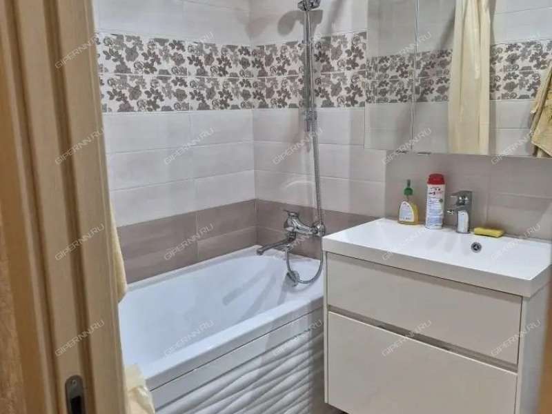 однокомнатная квартира на улице Строкина дом 6