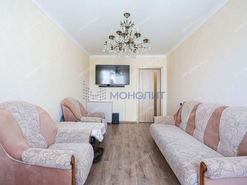 трёхкомнатная квартира на Окской улице дом 1