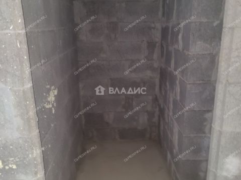 3-komnatnaya-ul-poltavskaya-d-15 фото