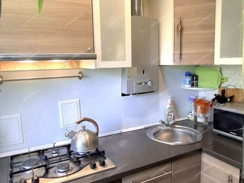 однокомнатная квартира на улице Сазанова дом 4