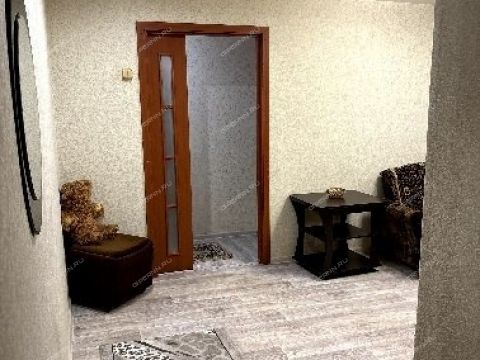 3-komnatnaya-ul-kosmonavta-komarova-d-16a фото