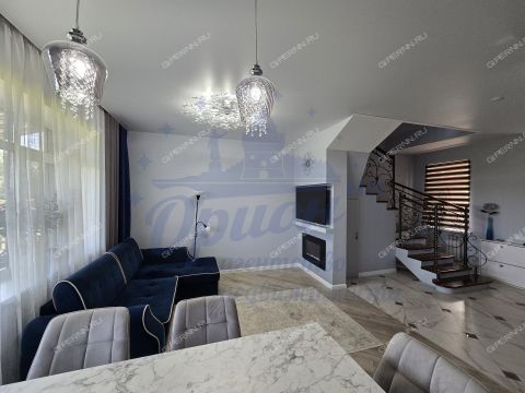 taunhaus-derevnya-frolovskoe-kstovskiy-rayon фото