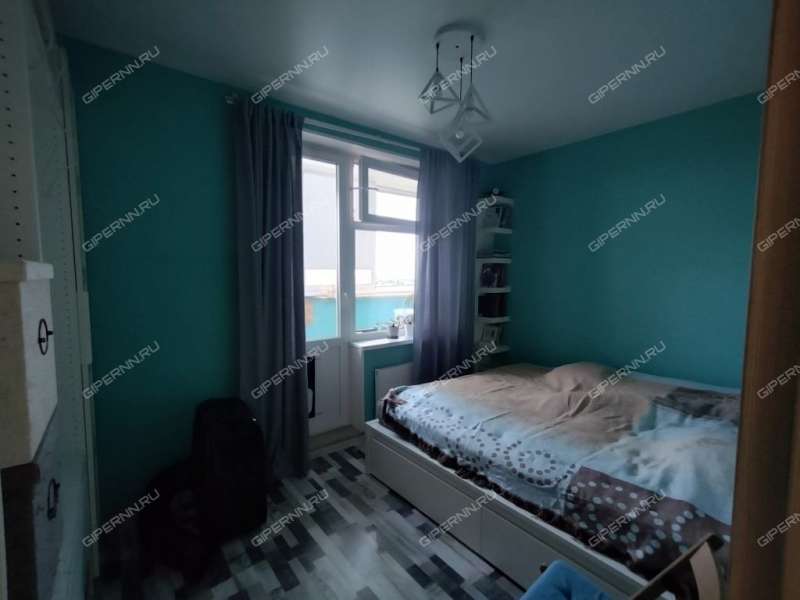 трёхкомнатная квартира на улице Островского дом 15