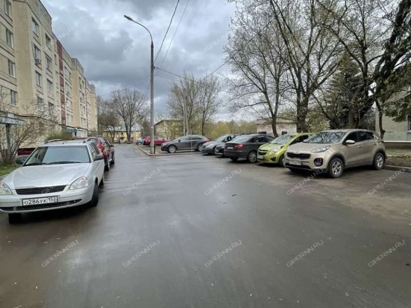 трёхкомнатная квартира в Бакинском переулке дом 1