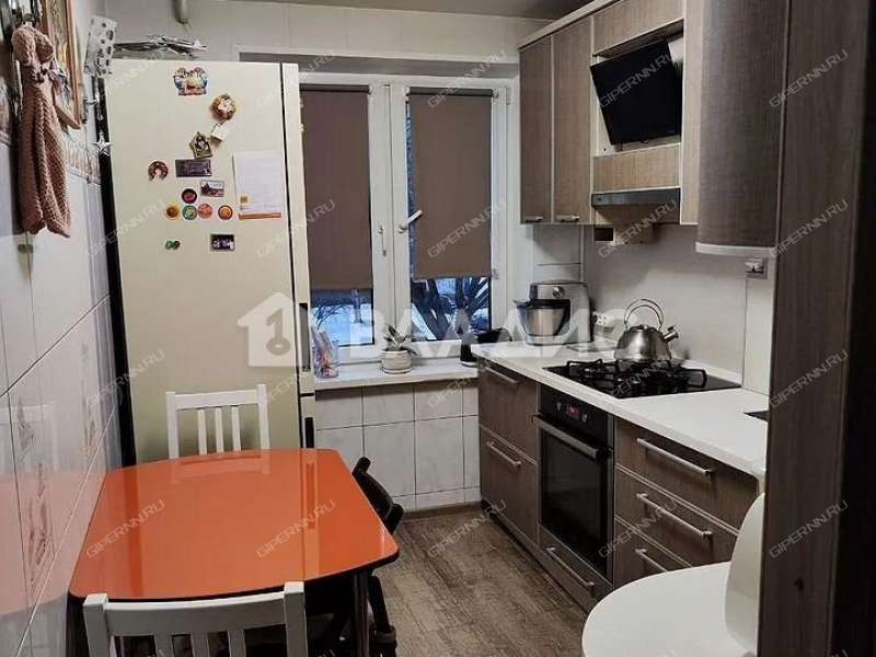 трёхкомнатная квартира на Космической улице дом 50