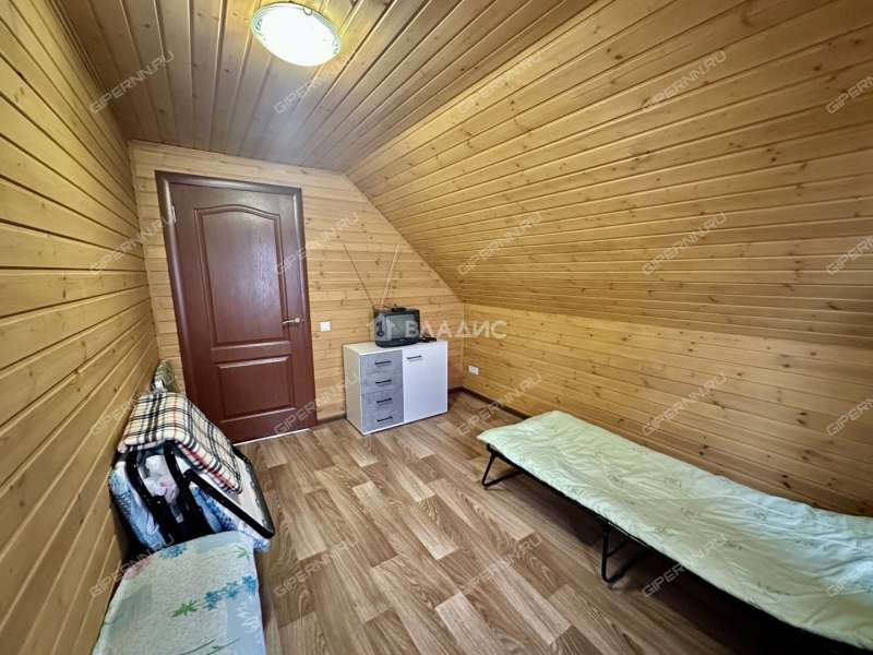 дом на улице Радужная село Арманиха