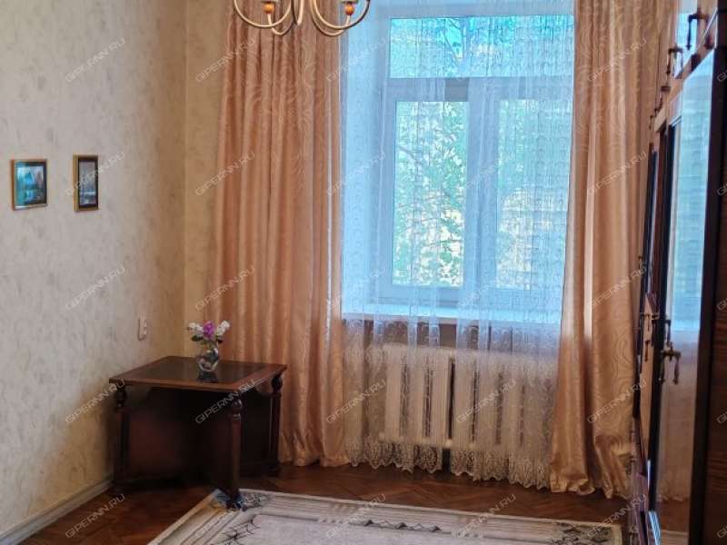 трёхкомнатная квартира на Московском шоссе дом 81