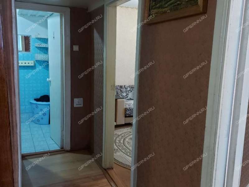 трёхкомнатная квартира на улице 1 Мая дом 8 город Семёнов