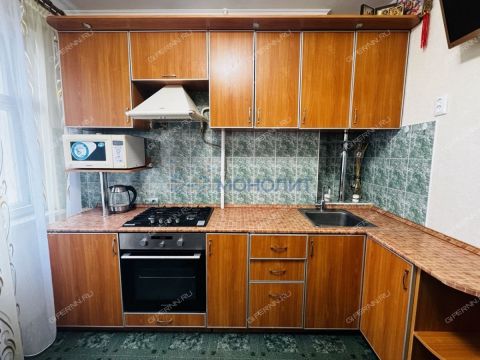 1-komnatnaya-ul-40-let-pobedy-d-5 фото