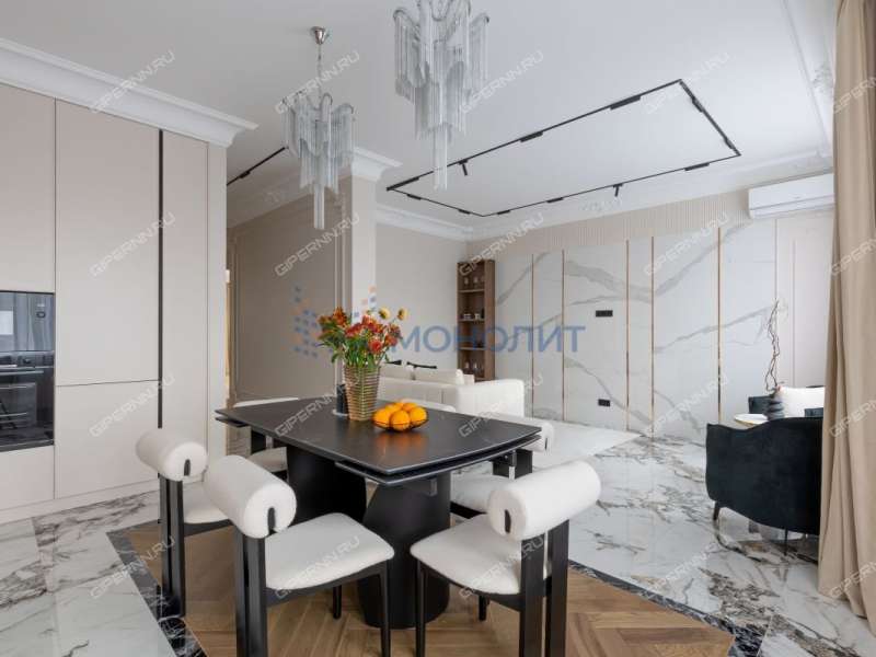 трёхкомнатная квартира на Большей Печёрской улице дом 89