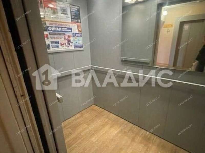 трёхкомнатная квартира на проспекте Ильича дом 39 к2