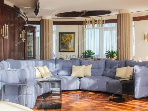 4-komnatnaya-ul-sergievskaya-d-8 фото