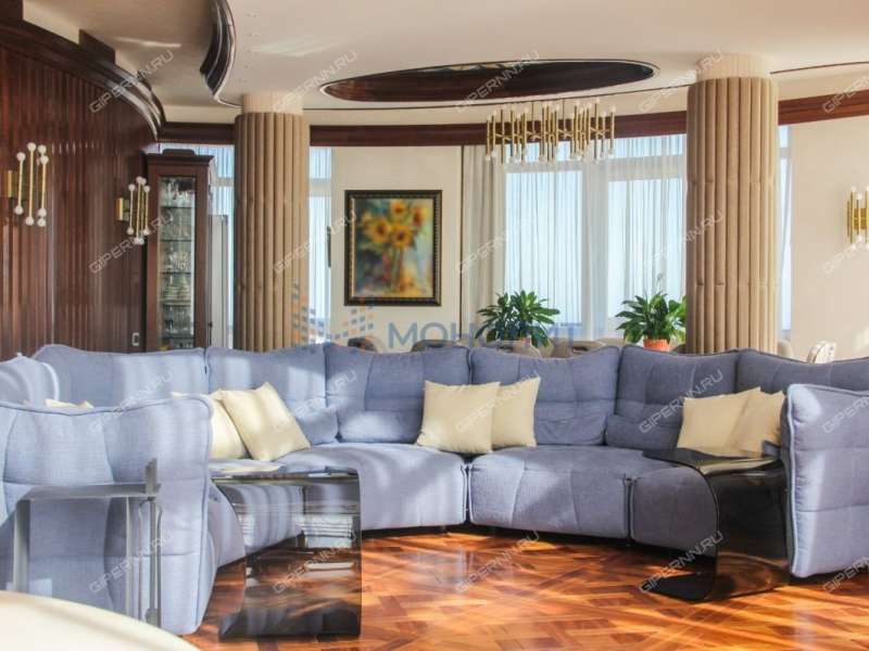 четырёхкомнатная квартира на Сергиевской улице дом 8