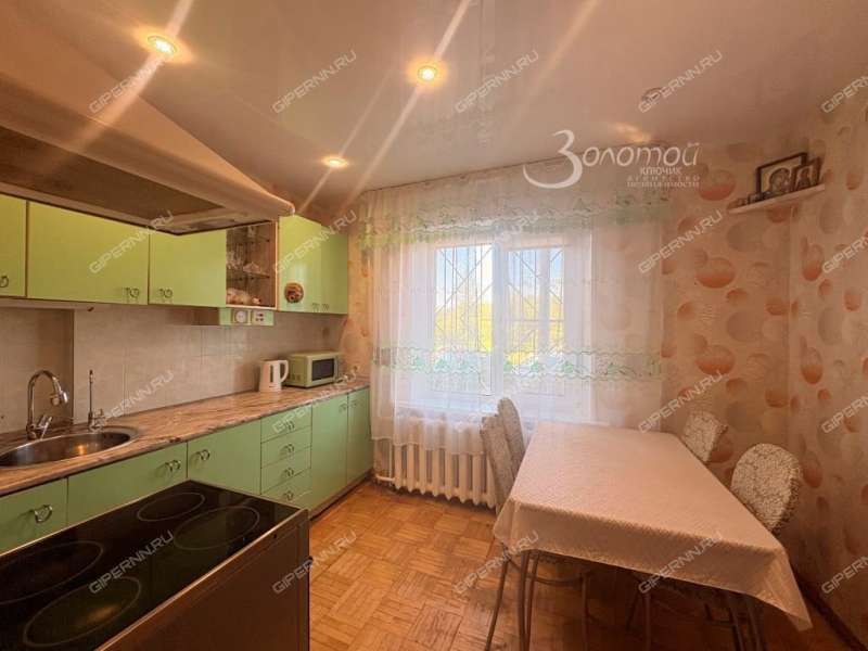 трёхкомнатная квартира на Космической улице дом 55