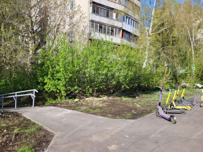 четырёхкомнатная квартира на Радужной улице дом 14