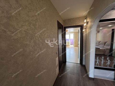 3-komnatnaya-ul-kosmonavta-komarova-d-2-k1 фото