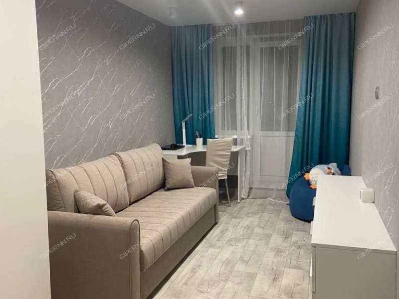 трёхкомнатная квартира на улице Челюскинцев дом 22