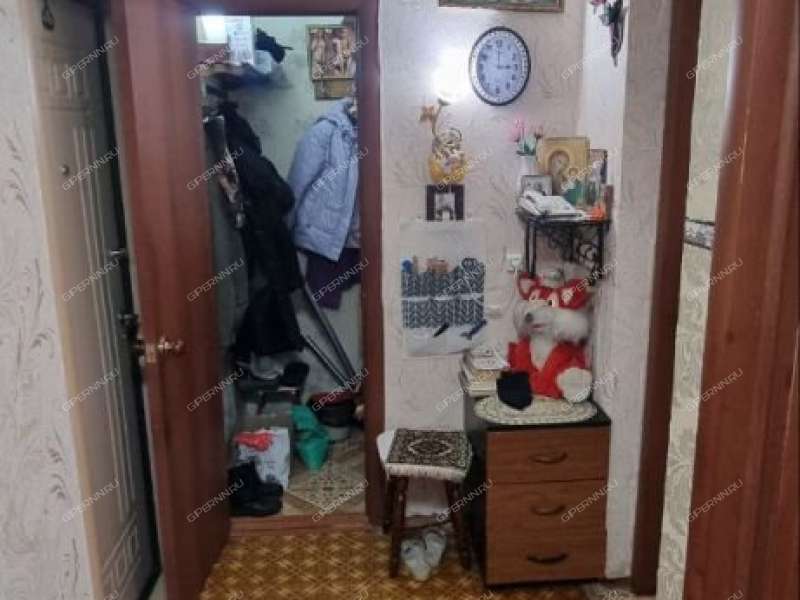 трёхкомнатная квартира на улице Ватутина дом 16а