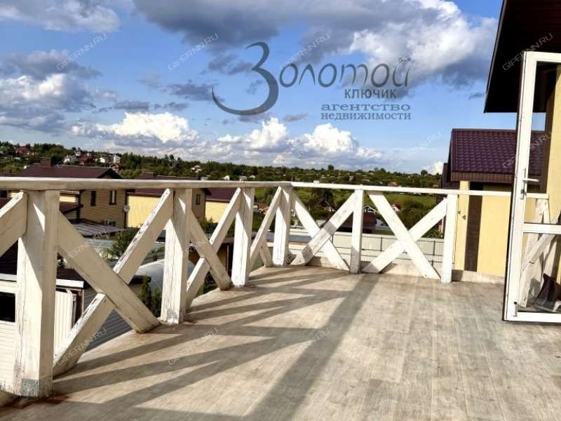 дом на Молодежной улице деревня Хватково