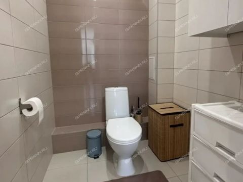 2-komnatnaya-ul-akademika-chazova-d-2 фото