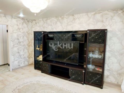 3-komnatnaya-ul-oktyabrskoy-revolyucii-d-40 фото