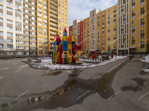 2-komnatnaya-ul-romantikov-d-1 фото