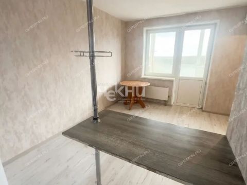 1-komnatnaya-ul-dvizhencev-d-34 фото