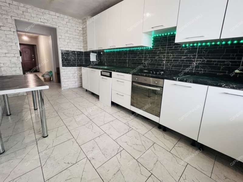 двухкомнатная квартира на проспекте Гагарина дом 107