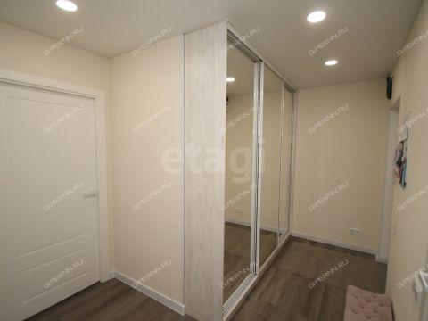 2-komnatnaya-nab-volzhskaya-d-24 фото