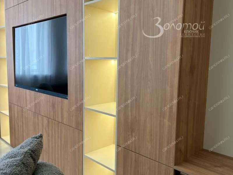 четырёхкомнатная квартира на проспекте Ленина дом 30 к5