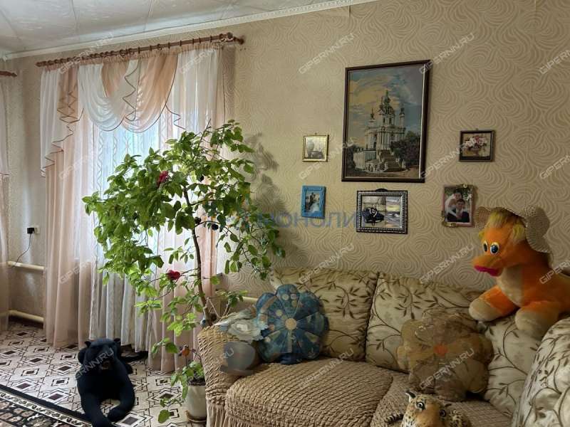 дом на улице Серова рабочий посёлок Горбатовка