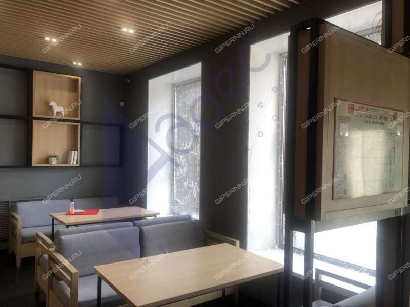 здание под коммерческую недвижимость на улице Коминтерна