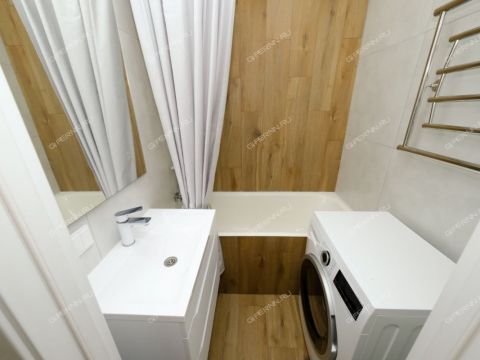 3-komnatnaya-prosp-busygina-d-9 фото