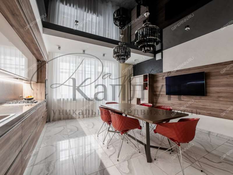 пятикомнатная квартира на улице Воровского дом 24