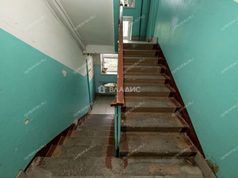 2-komnatnaya-ul-sergievskaya-d-1 фото