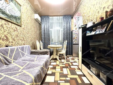 3-komnatnaya-ul-obuhova-d-32 фото