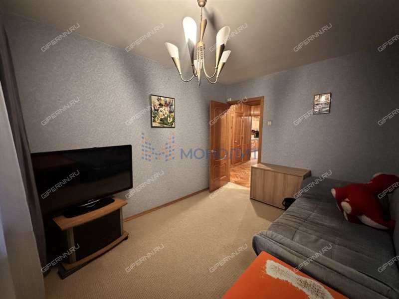 четырёхкомнатная квартира на улице Карла Маркса дом 24