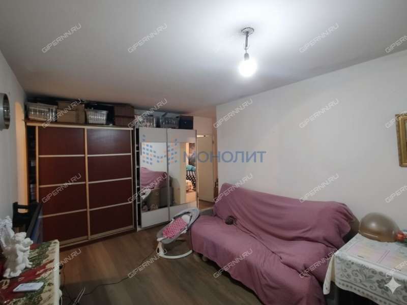 трёхкомнатная квартира на улице Ванеева дом 86