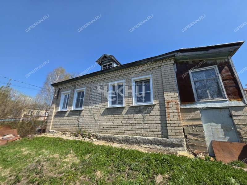 дом на Октябрьской улице город Лукоянов