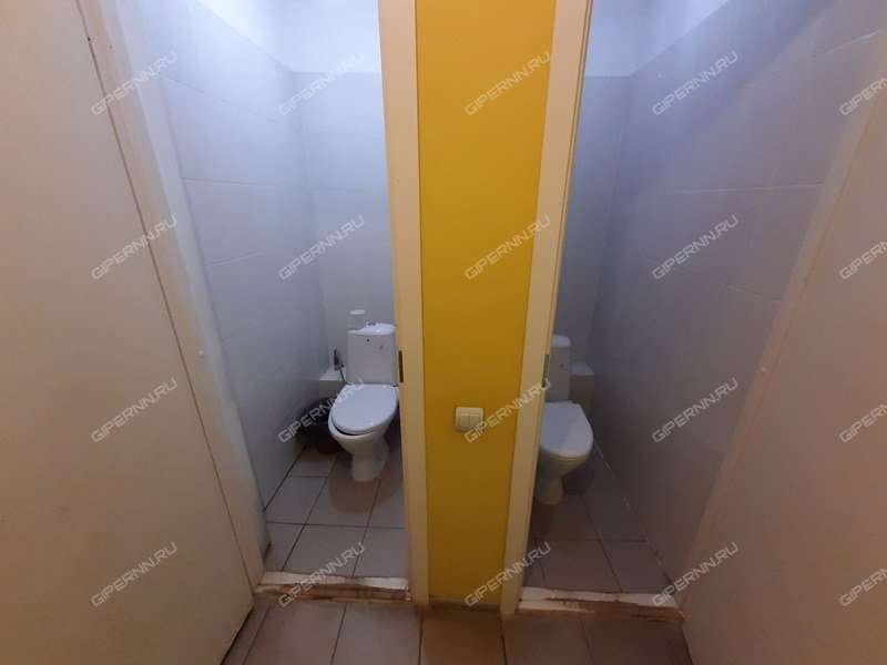 помещение под торговую площадь на Максима Горького ул., д.140