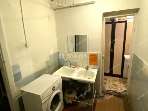 ul-yuliusa-fuchika-d-5 фото