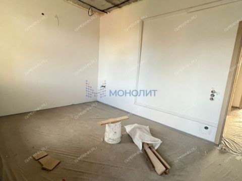 dom-rabochiy-poselok-reshetiha-volodarskiy-rayon фото