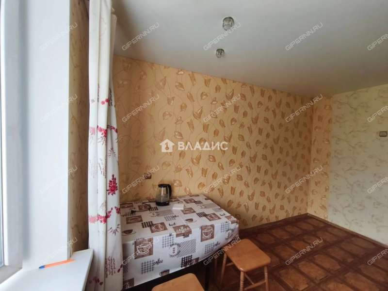 трёхкомнатная квартира на Карьерной улице дом 1А