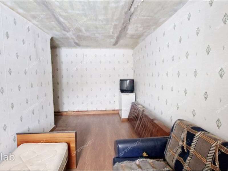 трёхкомнатная квартира на Нирфи ул. дом 2 деревня Зименки