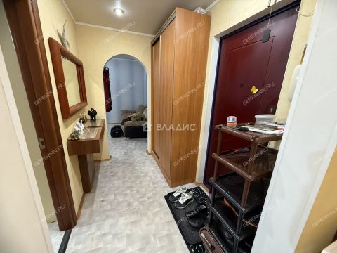 3-komnatnaya-ul-efremova-d-17 фото