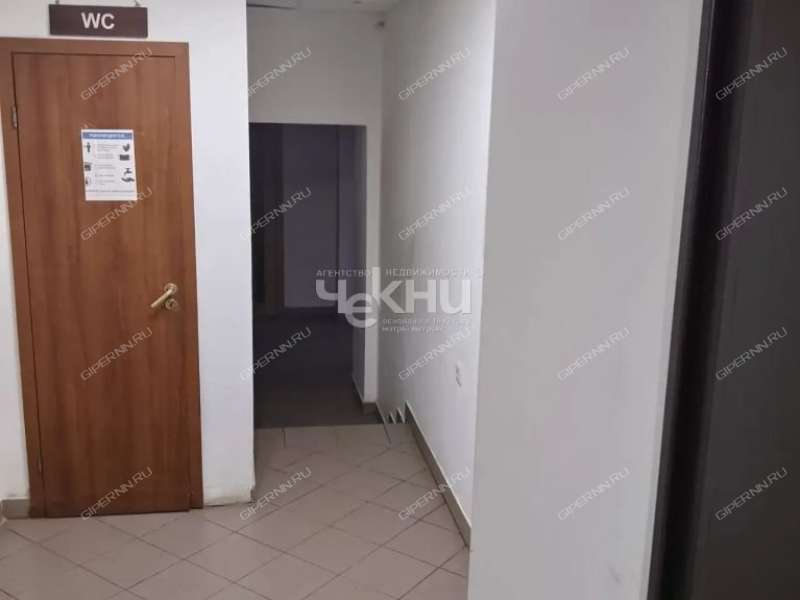 помещение под коммерческую недвижимость на Большей Печёрской улице