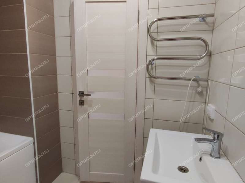 трёхкомнатная квартира на улице Новокузнечихинская дом 11