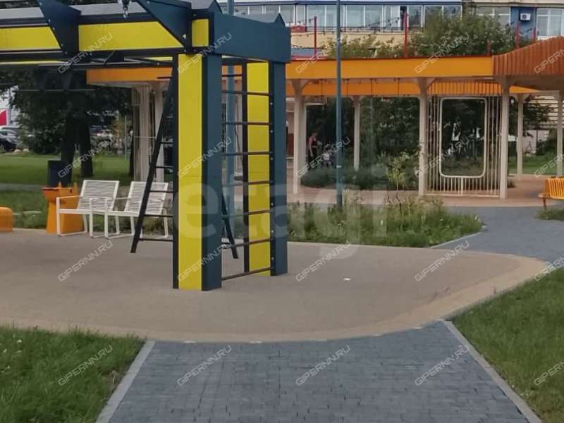 однокомнатная квартира на Интернациональной улице дом 11